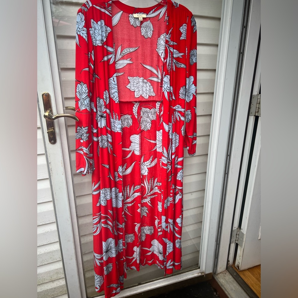 Kori American Boutique Red Floral Long kimono /Duster/cardigan woman size small